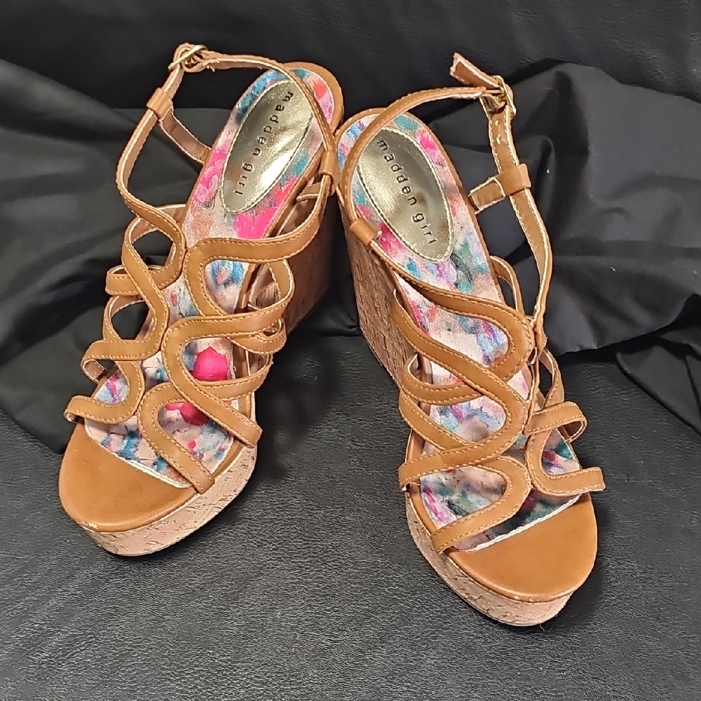 Madden Girl Brown Strappy 4" Wedge Sandals GUC sz 9